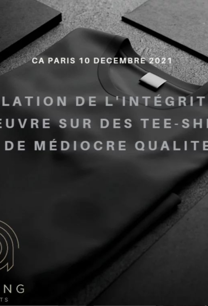 Violation de l'intégrité d'une œuvre sur des t-shirts